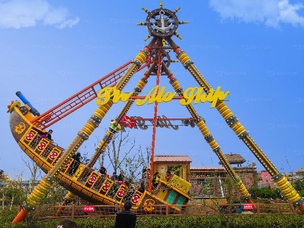 pirate ship ride in the amusement park 